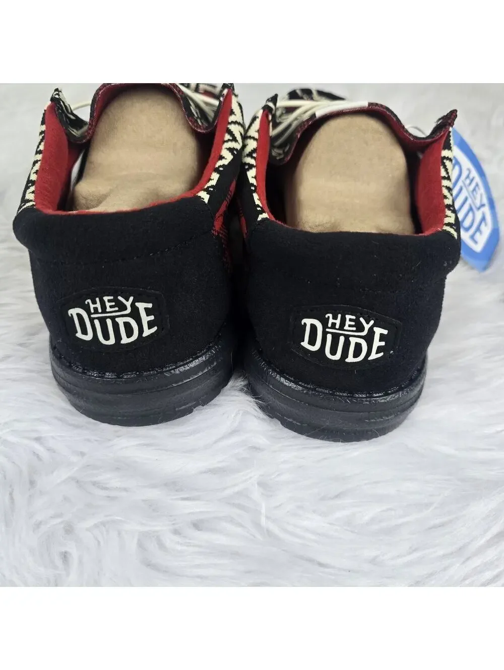 Hey Dude Wally Cheers Men's Size 11 Black Red Shoes Dudes
